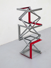 RED LIFT  2001-12   100 x 32 x 32cm   Painted steel